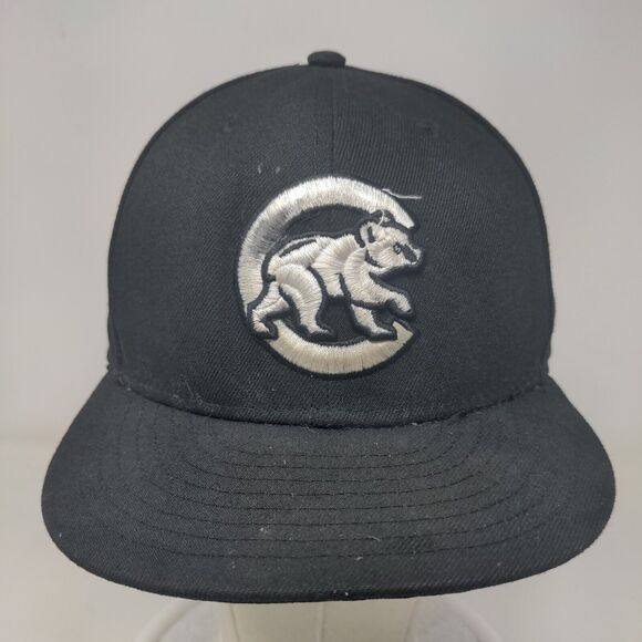 New Era Men's Fitted Hat Black 7 1/2 Embroidered Chicago Cubs Logo 59Fifty - Picture 2 of 8
